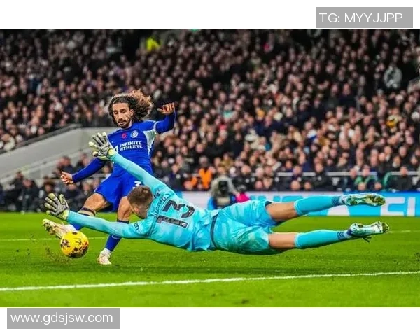 现代门将的角色转变：出击成功率达100的清道夫新形象